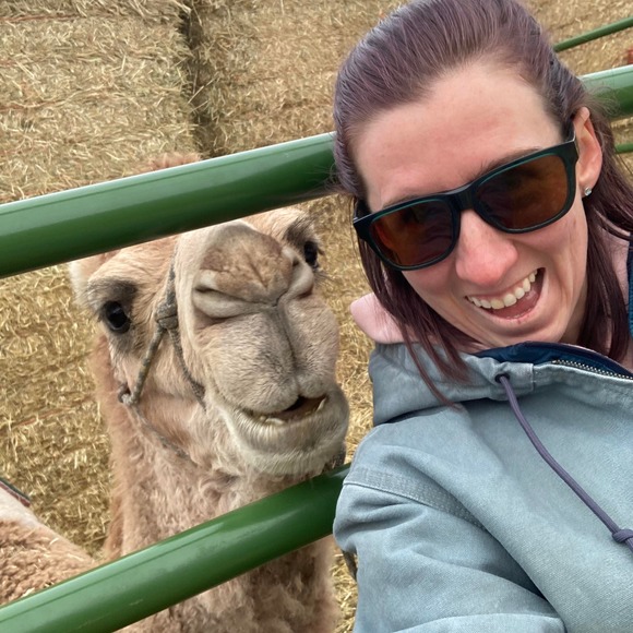 Meet your Posher, Sarah - Picture 1 of 1